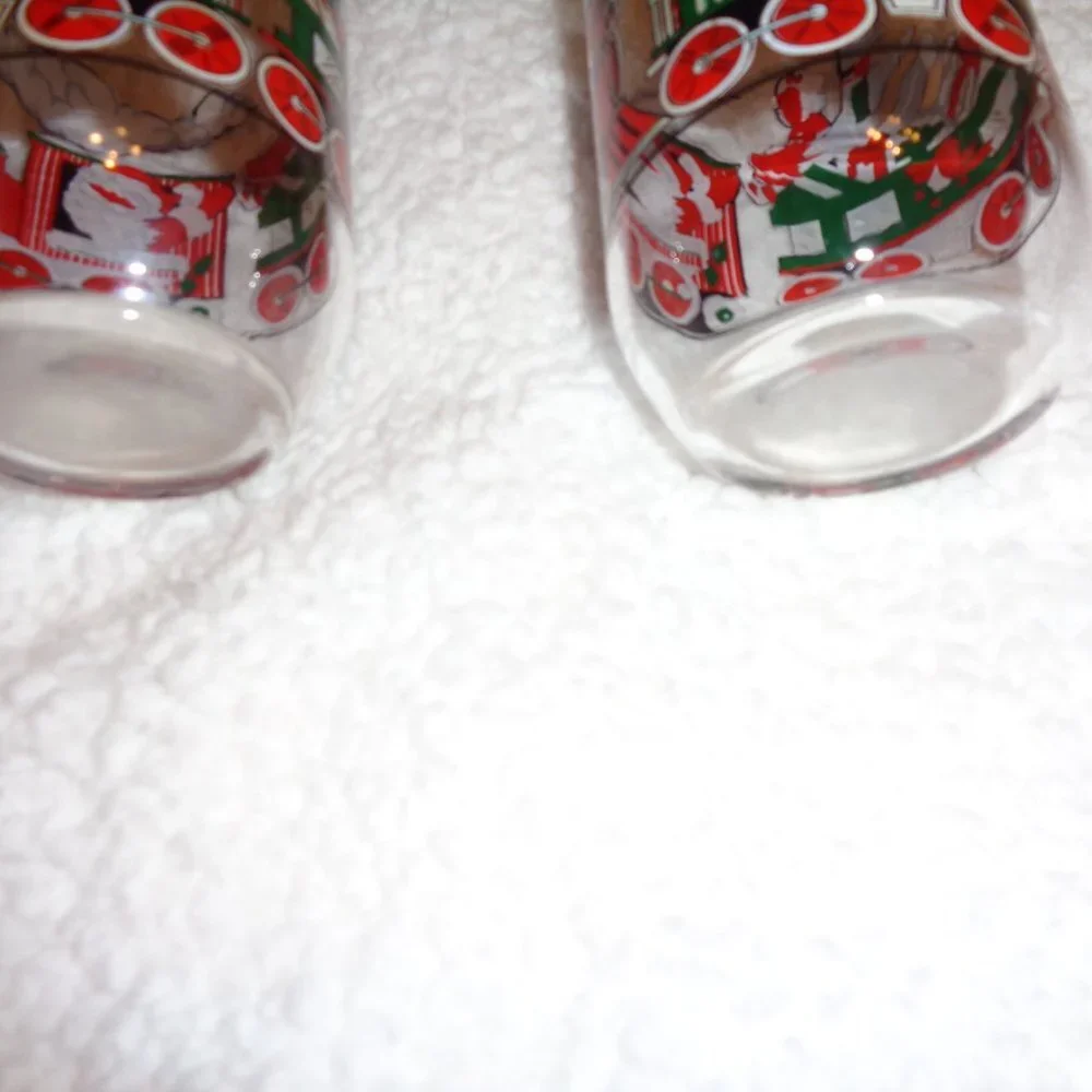 The North Pole Coca-Cola Christmas Vintage Drinking Glasses (set of 2)